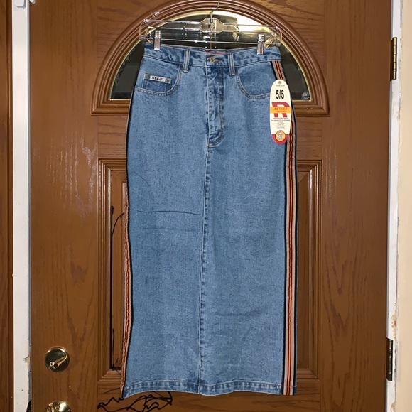 Vintage Deadstock Revolt High-Rise Midi Length Denim Skirt With Button Back - Picture 7 of 16